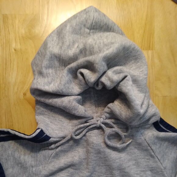 Vintage Bassett Walker Three Stripe Hoodie Sweatshirt - Picture 3 of 8